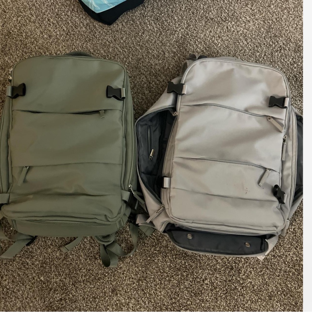 Men's Travel Backpack - Sage Green and Light Gray